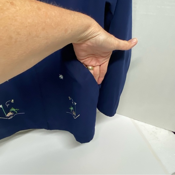 K T Golf Kenneth Tool Long Sleeve Large Jacket Embroidered Blue w/Frogs playing - Picture 12 of 13